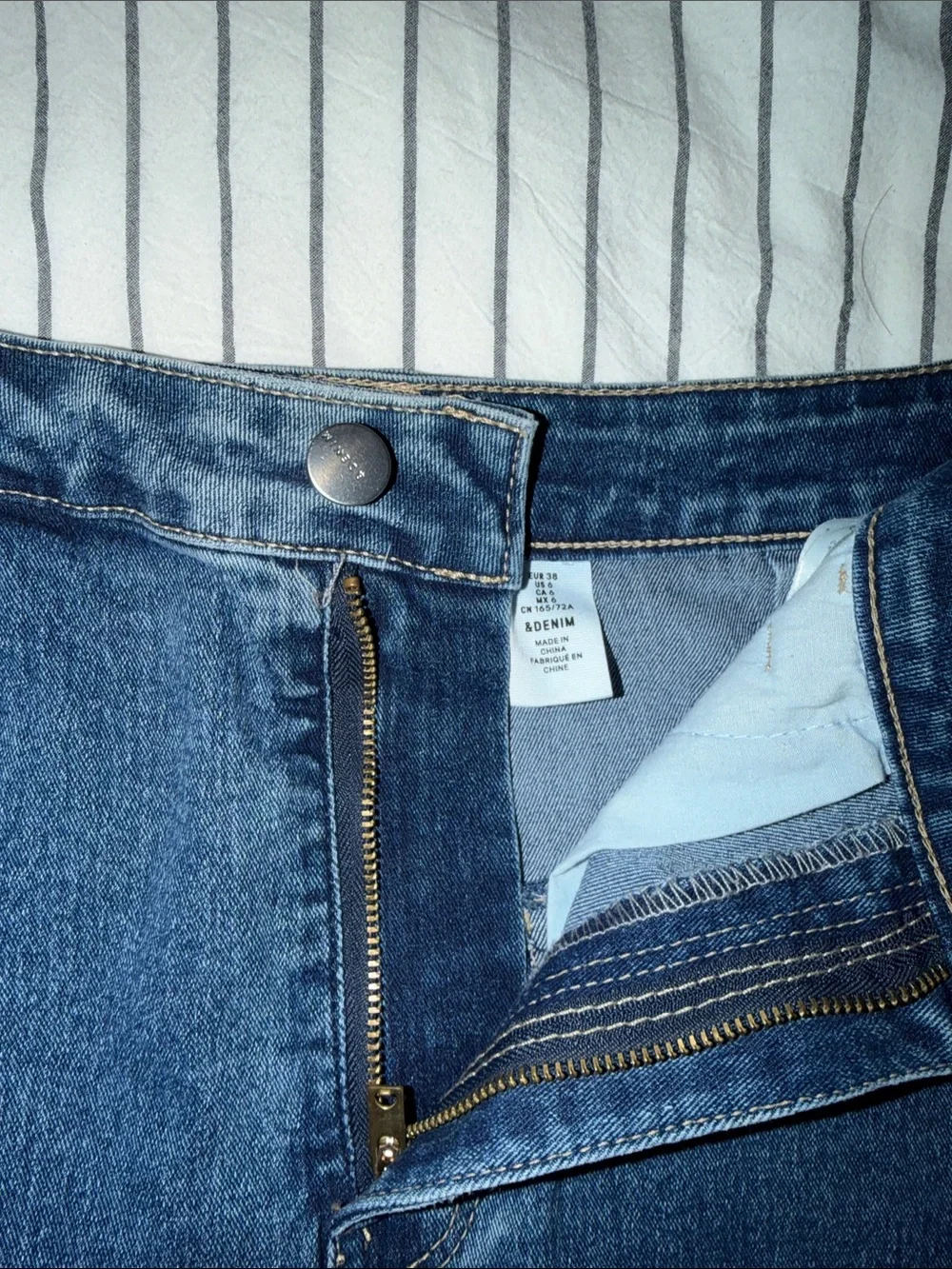 H&M Dark Blue Denim Mini Skirt - Straight Cut